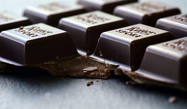 Bitter Çikolatanın Faydaları Nedir